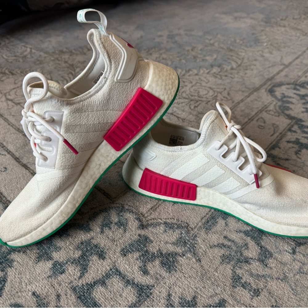 Adidas NMD_R1 Women’s Sneakers Size 11 White Pink Green